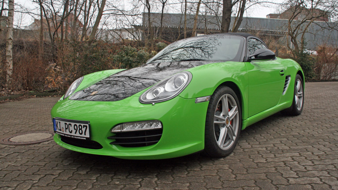 <strong>Porsche Boxter Spider</strong> Privatwagen eines Kunden. Vollverklebung in grün und schwarz
